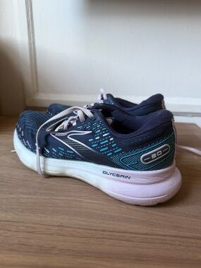 Brooks Navy and Teal Glycerin 20 Running Shoes